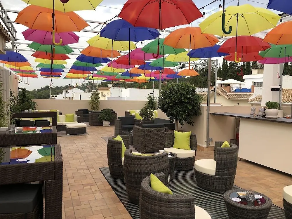 Hotel La Palmera contacts